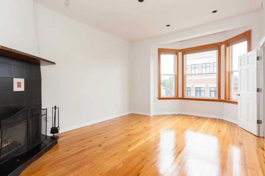 2204 N Clybourn Avenue #3, Chicago, IL 60614 - #2