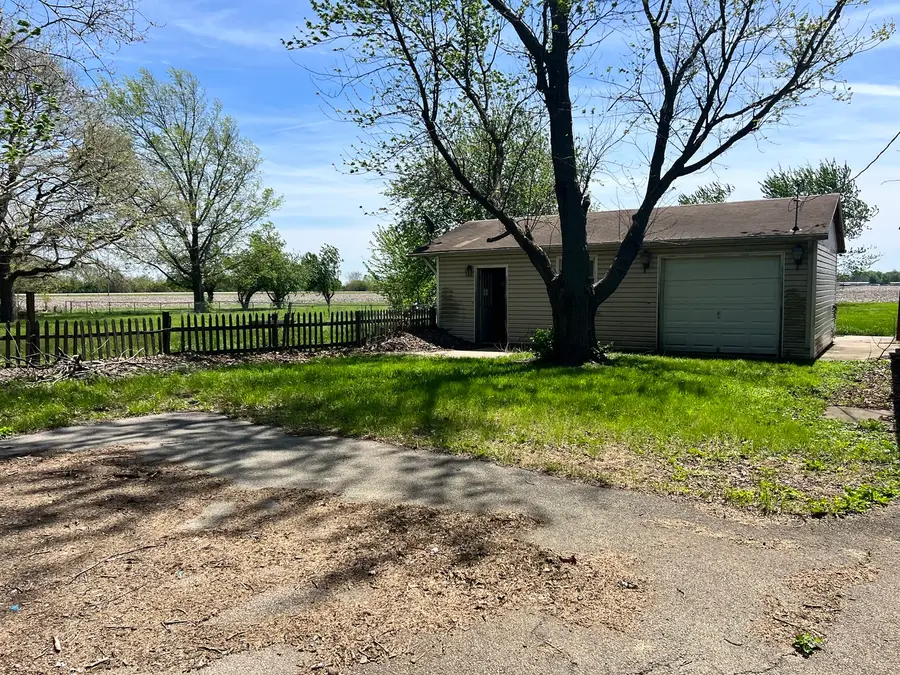 313 Woodworth Drive, Tolono, IL 61880 - #3