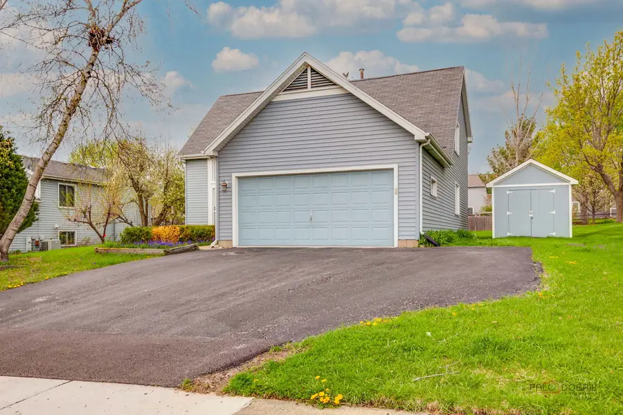 17362 W Dartmoor Drive, Grayslake, IL 60030 - #3