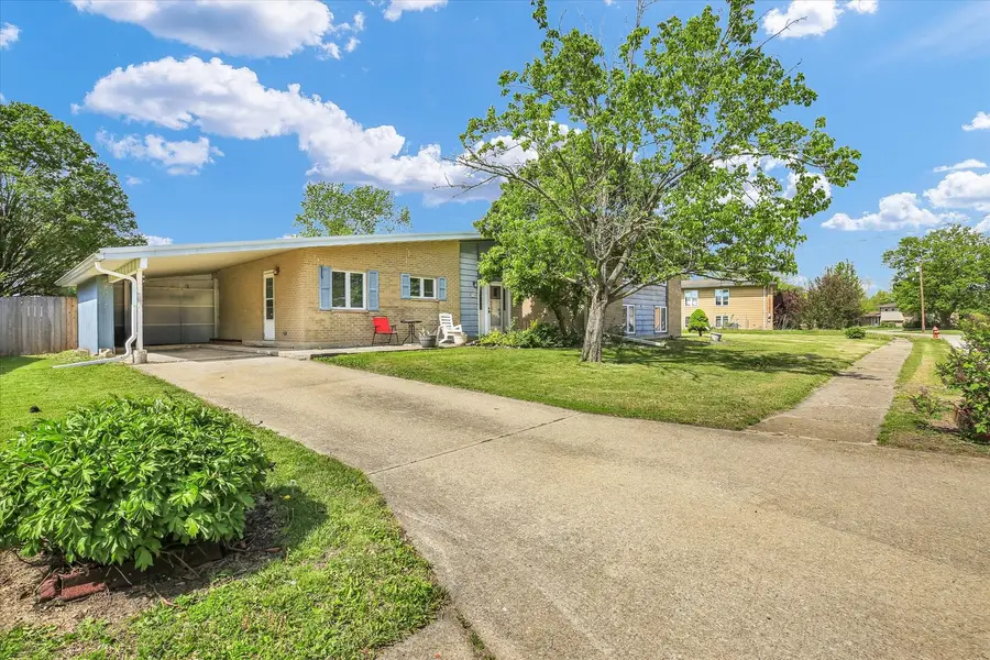 1520 S Pointe Drive, Rantoul, IL 61866 - #2