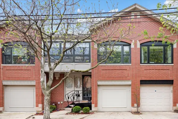 1882 N Poe Street, Chicago, IL 60614