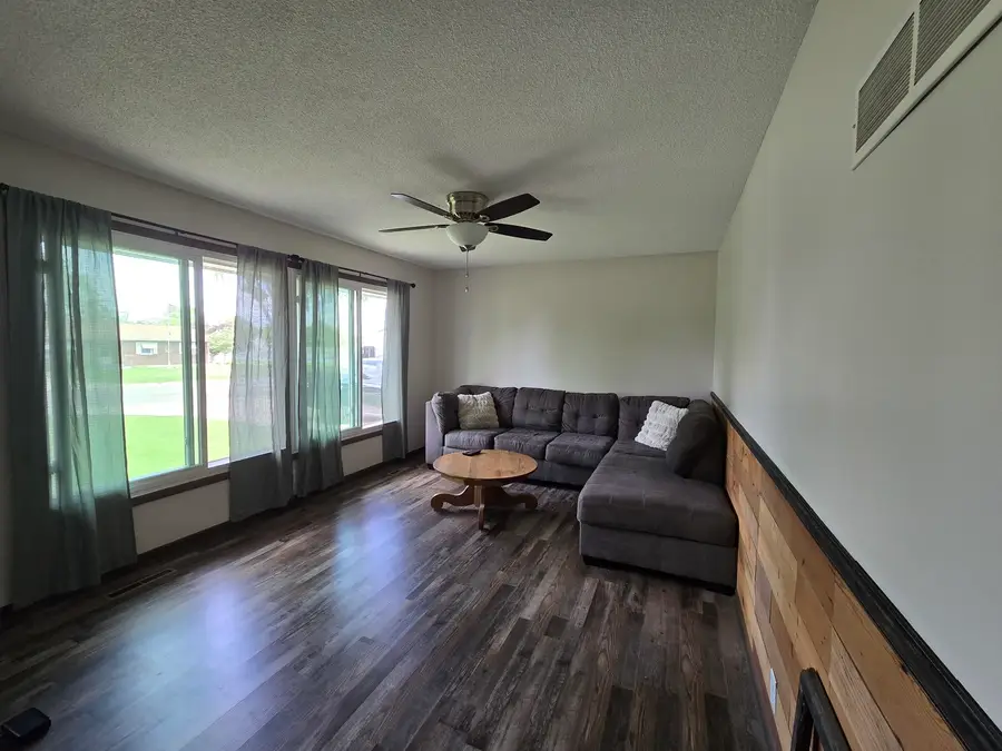 607 E Buffalo Street, Polo, IL 61064 - #2