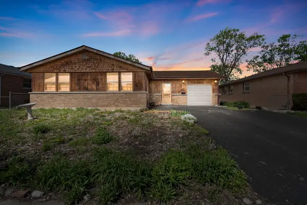 16440 Craig Drive, Oak Forest, IL 60452