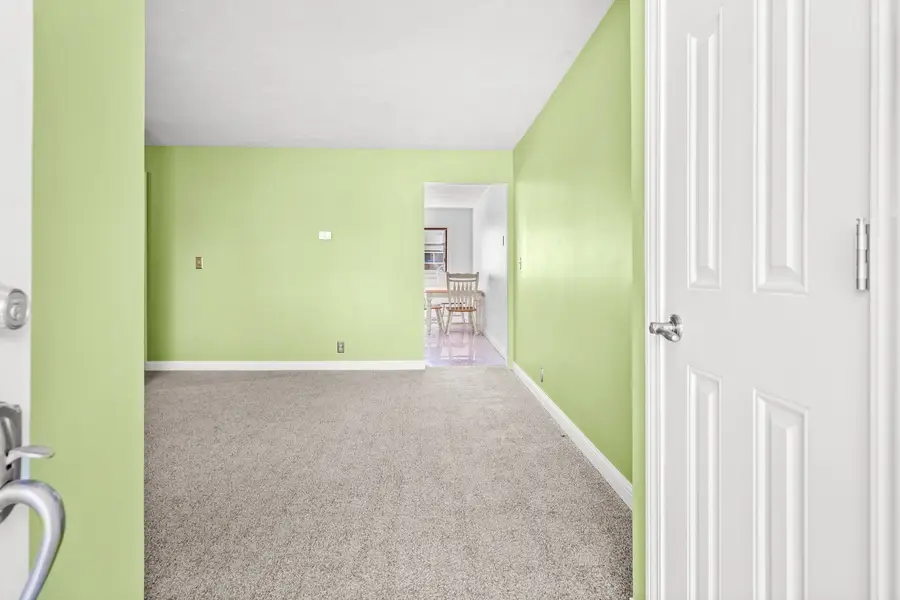 501 E Cherry Street, Le Roy, IL 61752 - #3