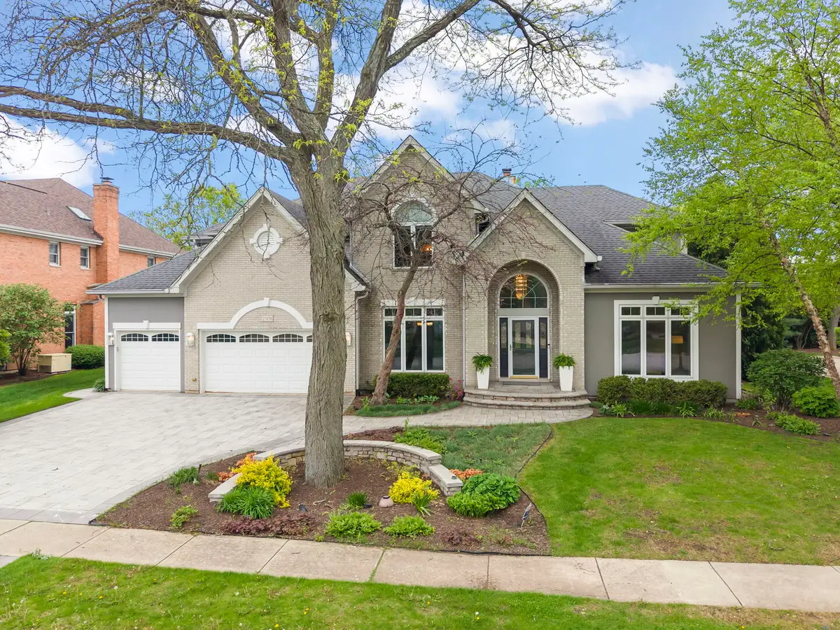 2S370 Canterbury Court, Glen Ellyn, IL 60137 - #1