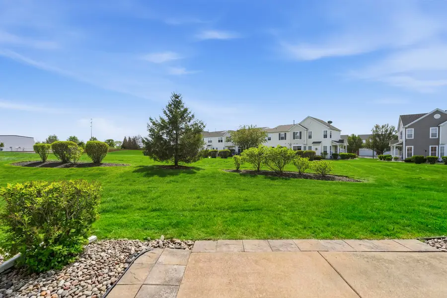 15329 Kenmare Circle, Manhattan, IL 60442 - #2
