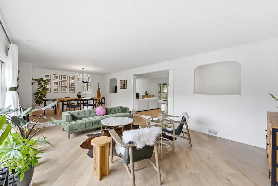 24262 W Rose Avenue, Lake Zurich, IL 60047 - #2