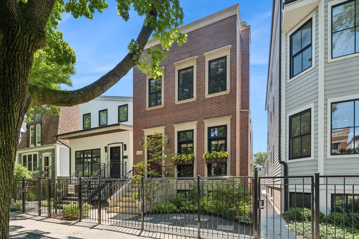 1243 W Nelson Street, Chicago, IL 60657 - #1