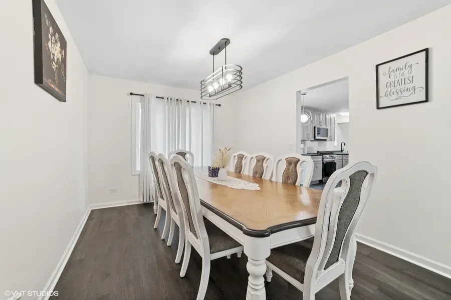 18 Ascot Lane, Streamwood, IL 60107 - #3