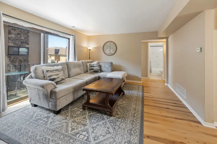 8504 W Catherine Avenue #2N, Chicago, IL 60656 - #3