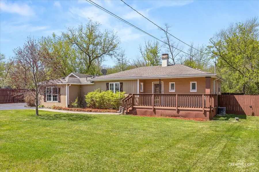 6N542 Wyoming Avenue, Saint Charles, IL 60174 - #2