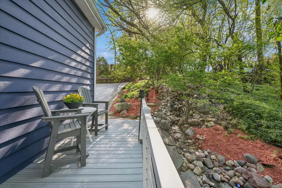 6112 Pleasant View, Cary, IL 60013 - #2