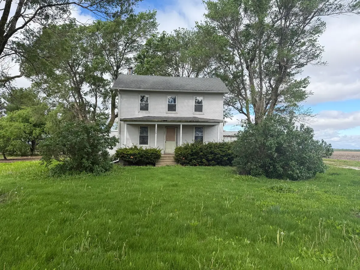 1329 N 1000 East Road, Onarga, IL 60955 - #1