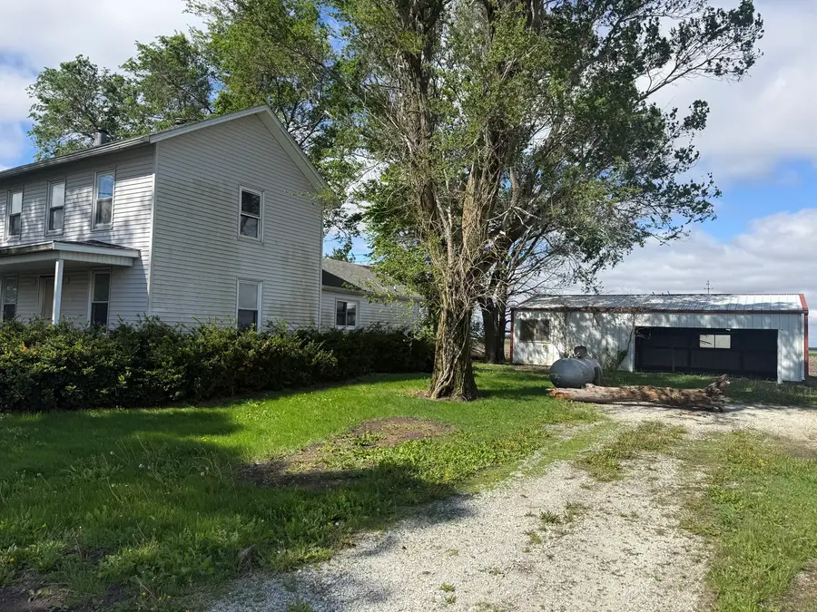 1329 N 1000 East Road, Onarga, IL 60955 - #2