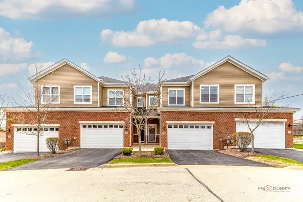 2390 N Newberry Lane, Palatine, IL 60074