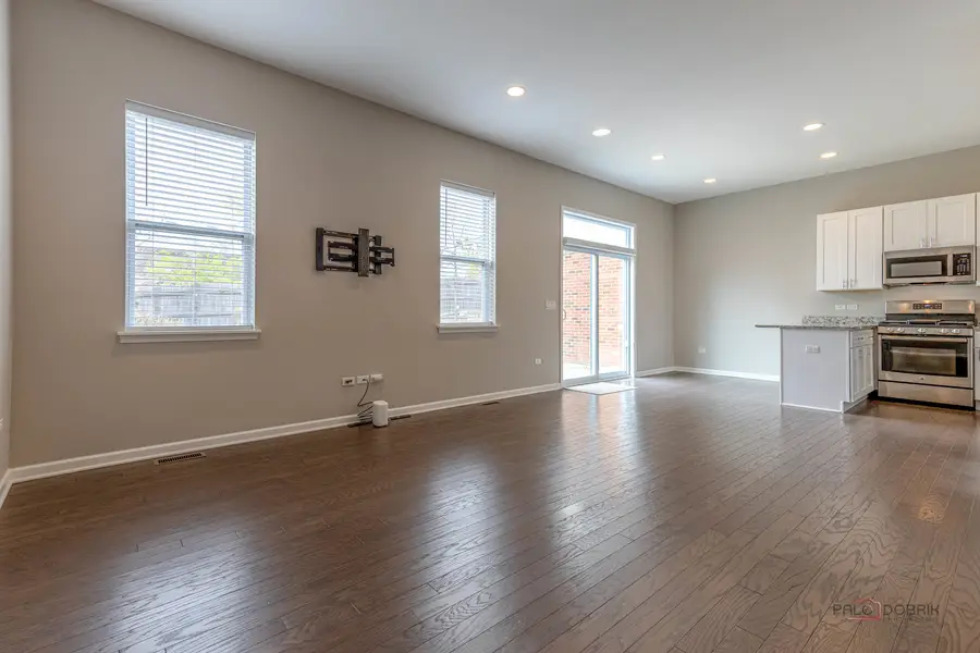 2390 N Newberry Lane, Palatine, IL 60074 - #3