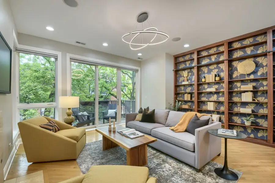 2251 W Wabansia Avenue #306, Chicago, IL 60647 - #3