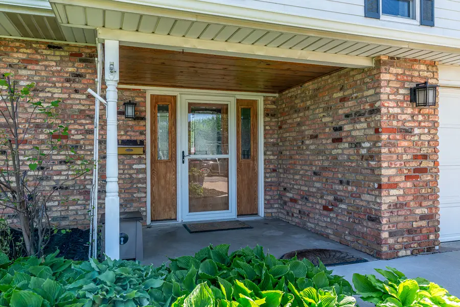 1721 Valley Vista Drive, Bettendorf, IA 52722 - #2