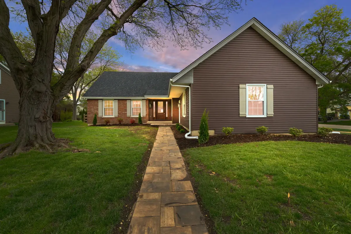 210 Westmoreland Lane, Naperville, IL 60540 - #1