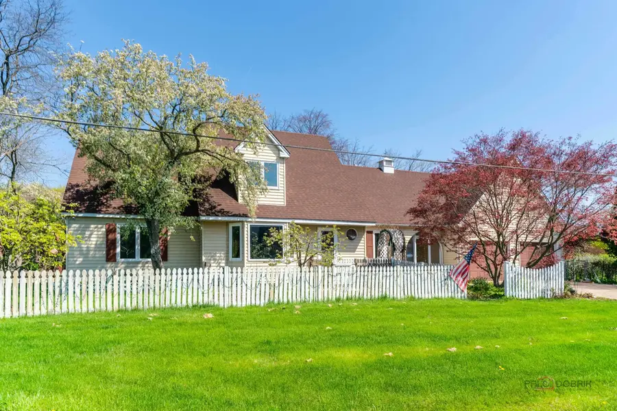 807 Burris Avenue, Lake Bluff, IL 60044 - #2