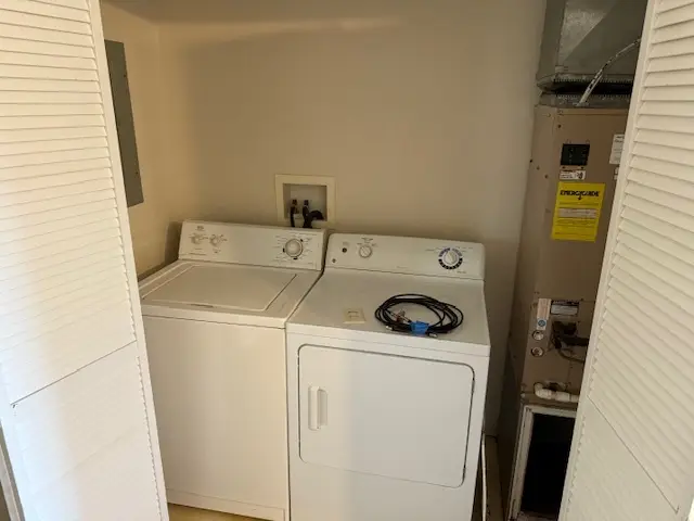 312 E Hester Street, Carbondale, IL 62901 - #3