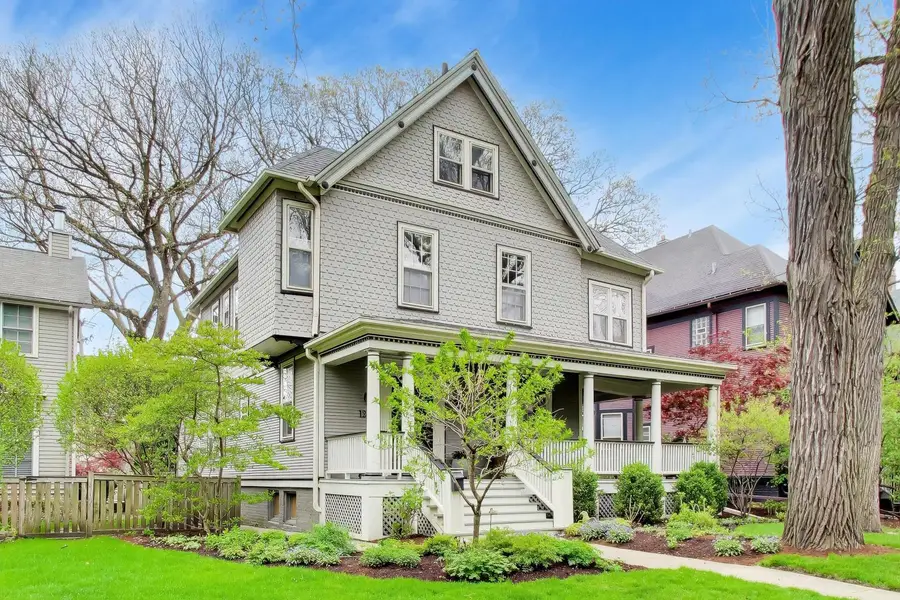 1235 Maple Avenue, Evanston, IL 60202 - #2