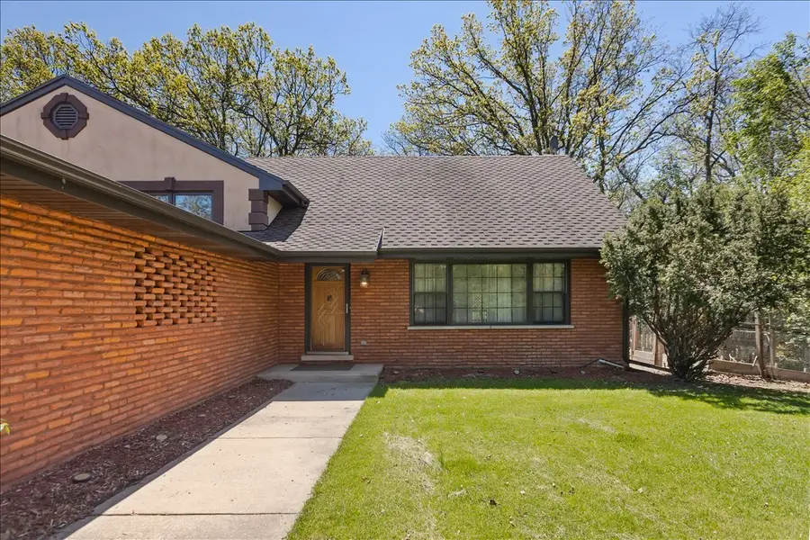 33 Half Day Road, Lincolnshire, IL 60069 - #2