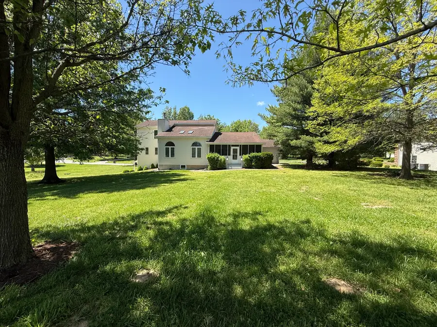 136 Bonnie Brae Road, Carbondale, IL 62901 - #3