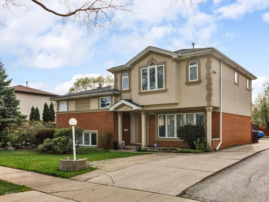 9506 Ozanam Avenue, Morton Grove, IL 60053 - #2