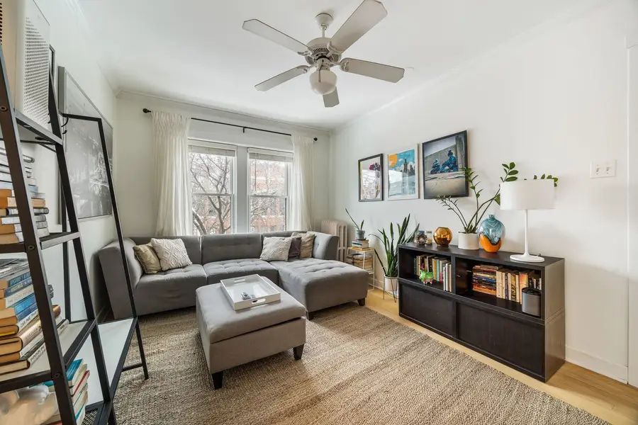 3101 N Kenmore Avenue #3, Chicago, IL 60657 - #3