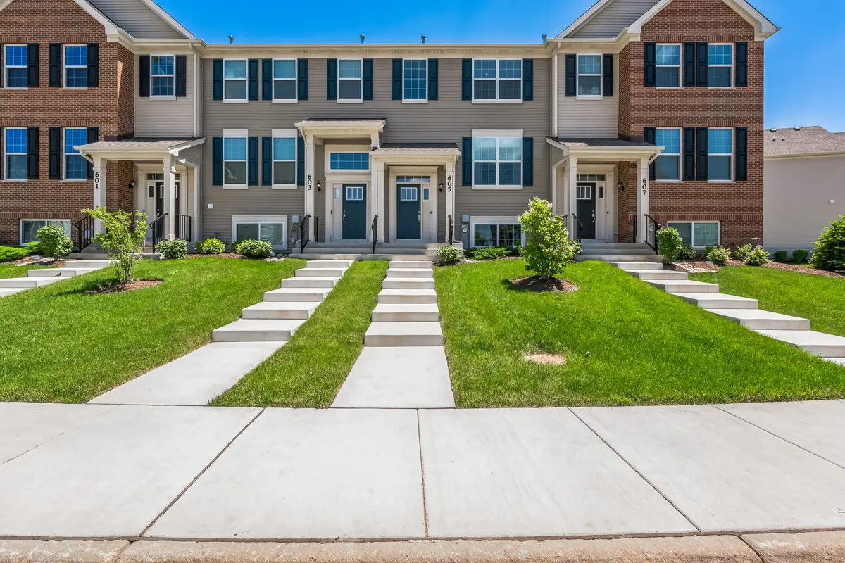 605 Brook Court, Oswego, IL 60543 - #1