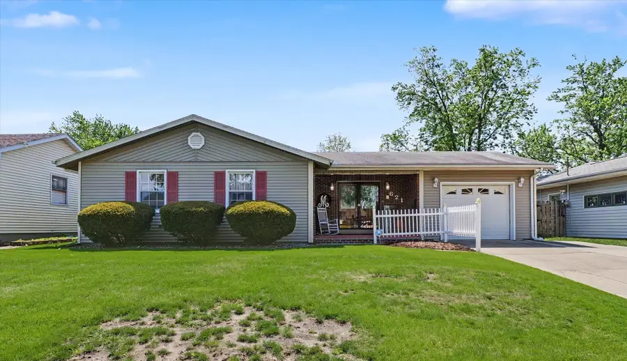 621 Broadmeadow Road, Rantoul, IL 61866 - #3
