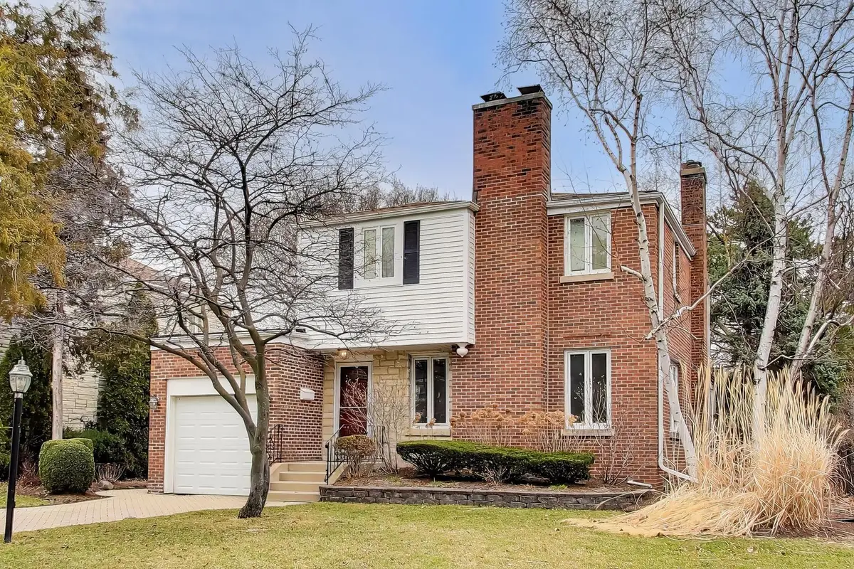 6621 N Keating Avenue, Lincolnwood, IL 60712 - #1