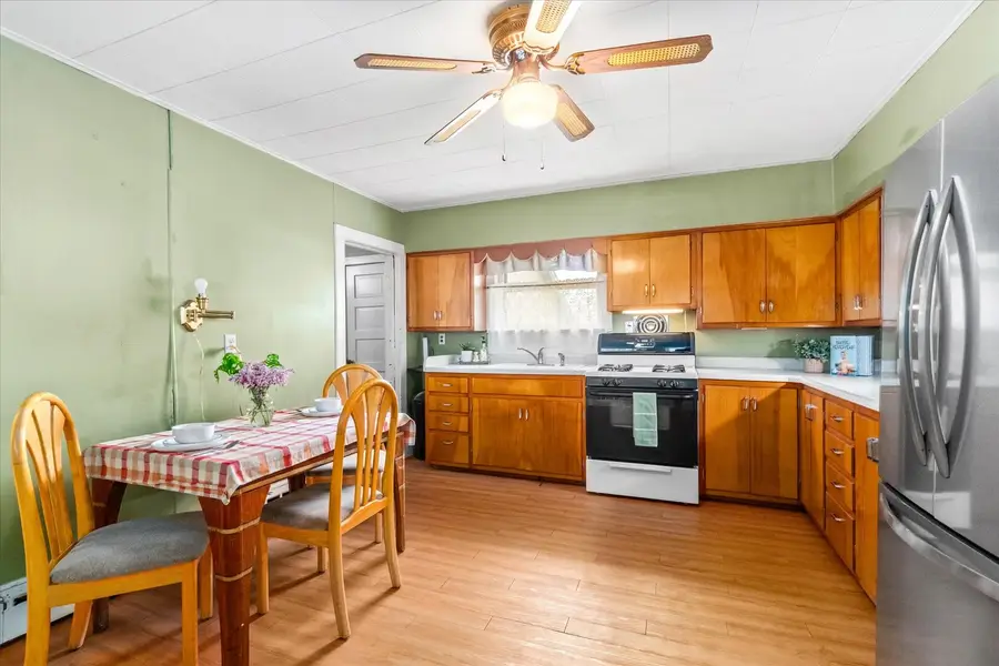 309 North Street, Earlville, IL 60518 - #3