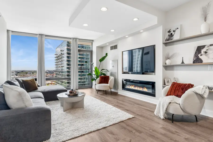 100 E 14th Street #1909, Chicago, IL 60605 - #3