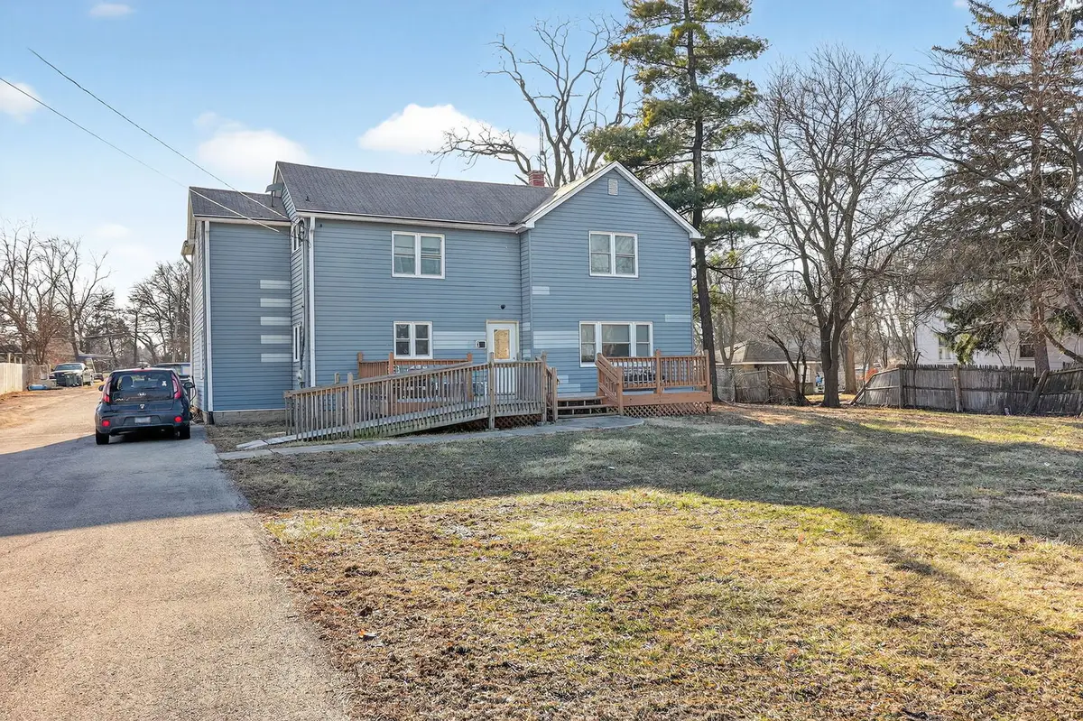 325 Oldfield Road, Downers Grove, IL 60516 - #1