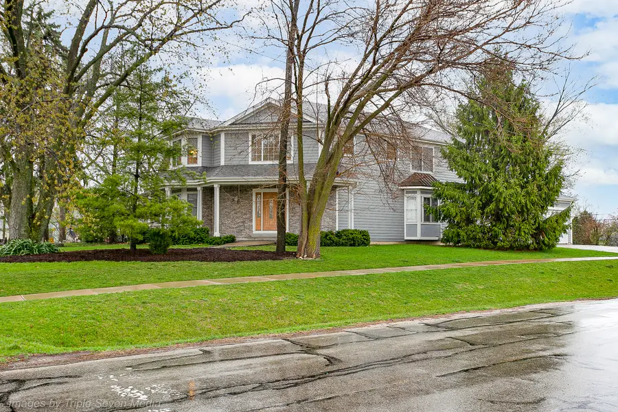 831 N Yale Avenue, Villa Park, IL 60181 - #2