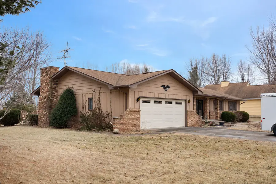 67 Crestview Drive, Geneseo, IL 61254 - #2