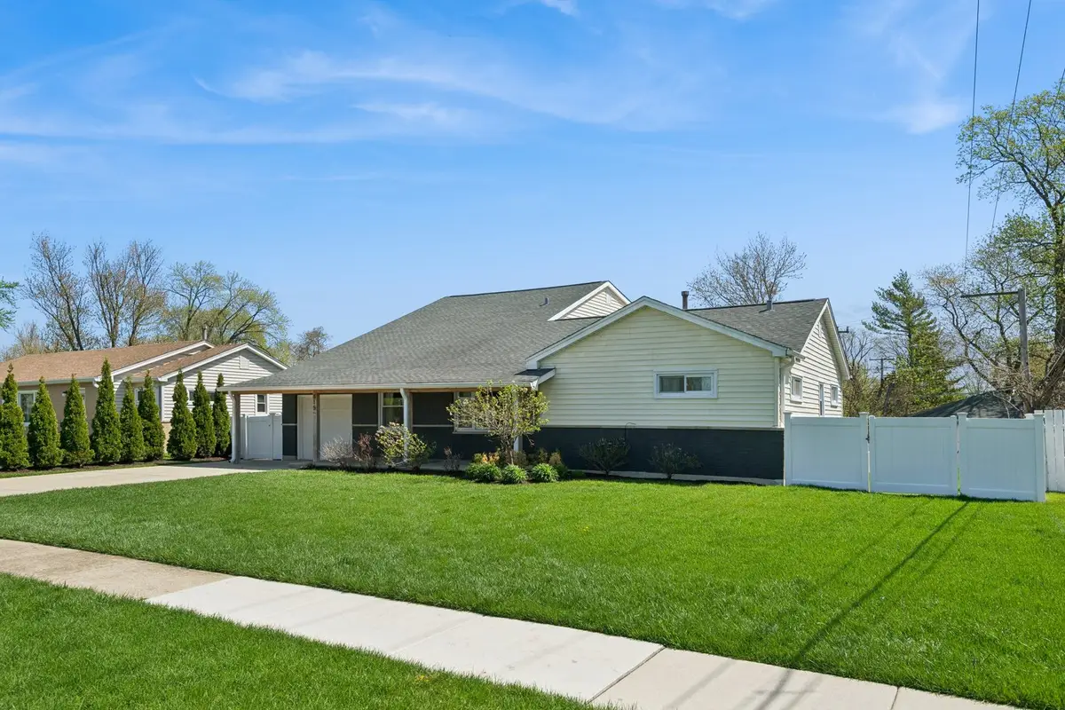 815 Cumberland Street, Hoffman Estates, IL 60169 - #1