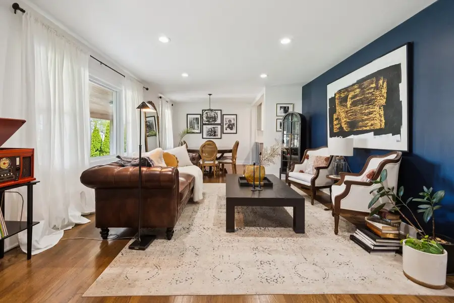 815 Cumberland Street, Hoffman Estates, IL 60169 - #3