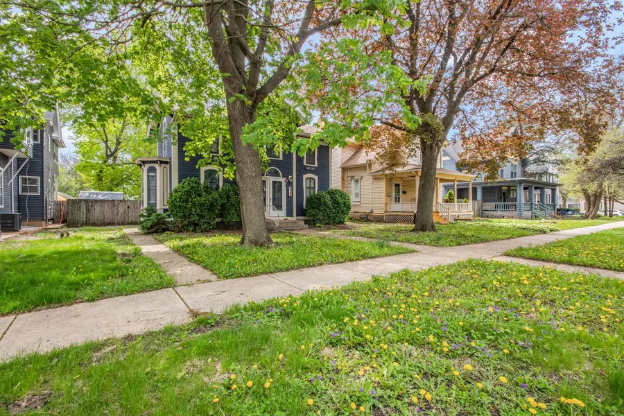 212 S 4th Street, Aurora, IL 60505 - #2