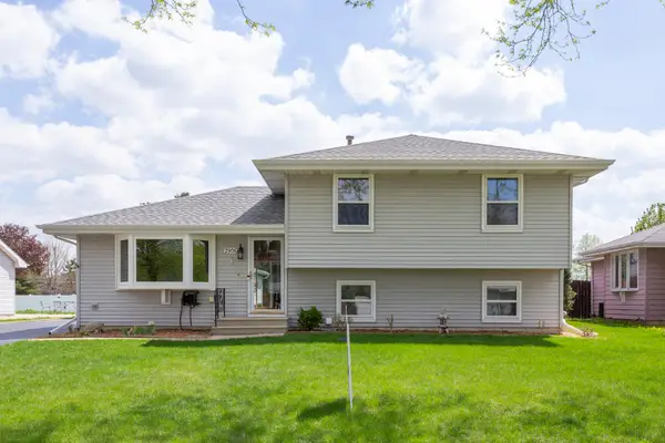 2906 Warren Dorris Drive, Joliet, IL 60435