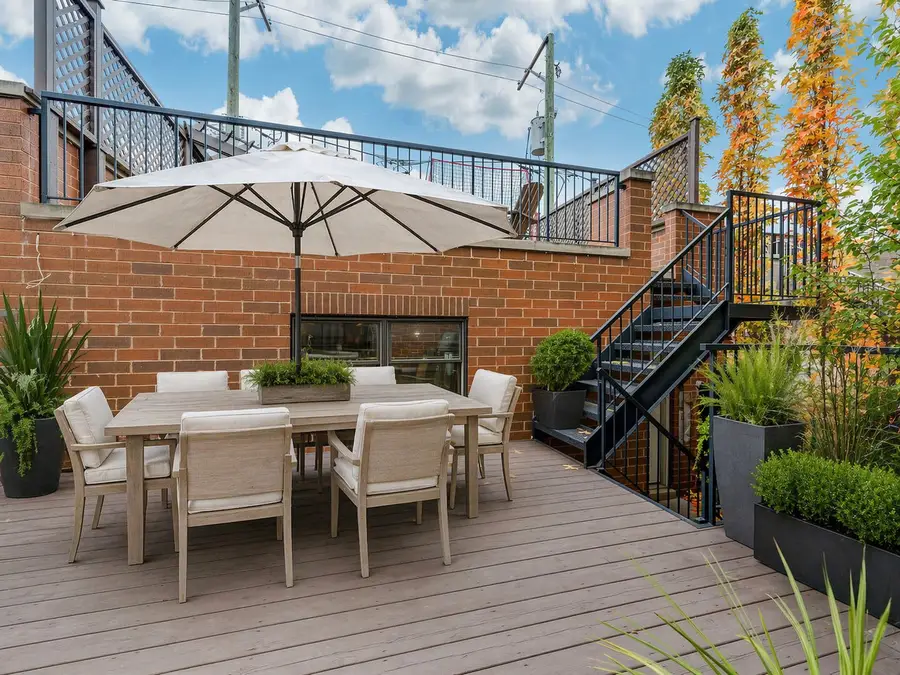 2726 N Lakewood Avenue, Chicago, IL 60614 - #2