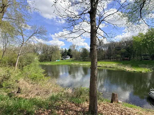 7-140 Woodhaven Lakes, Sublette, IL 61367