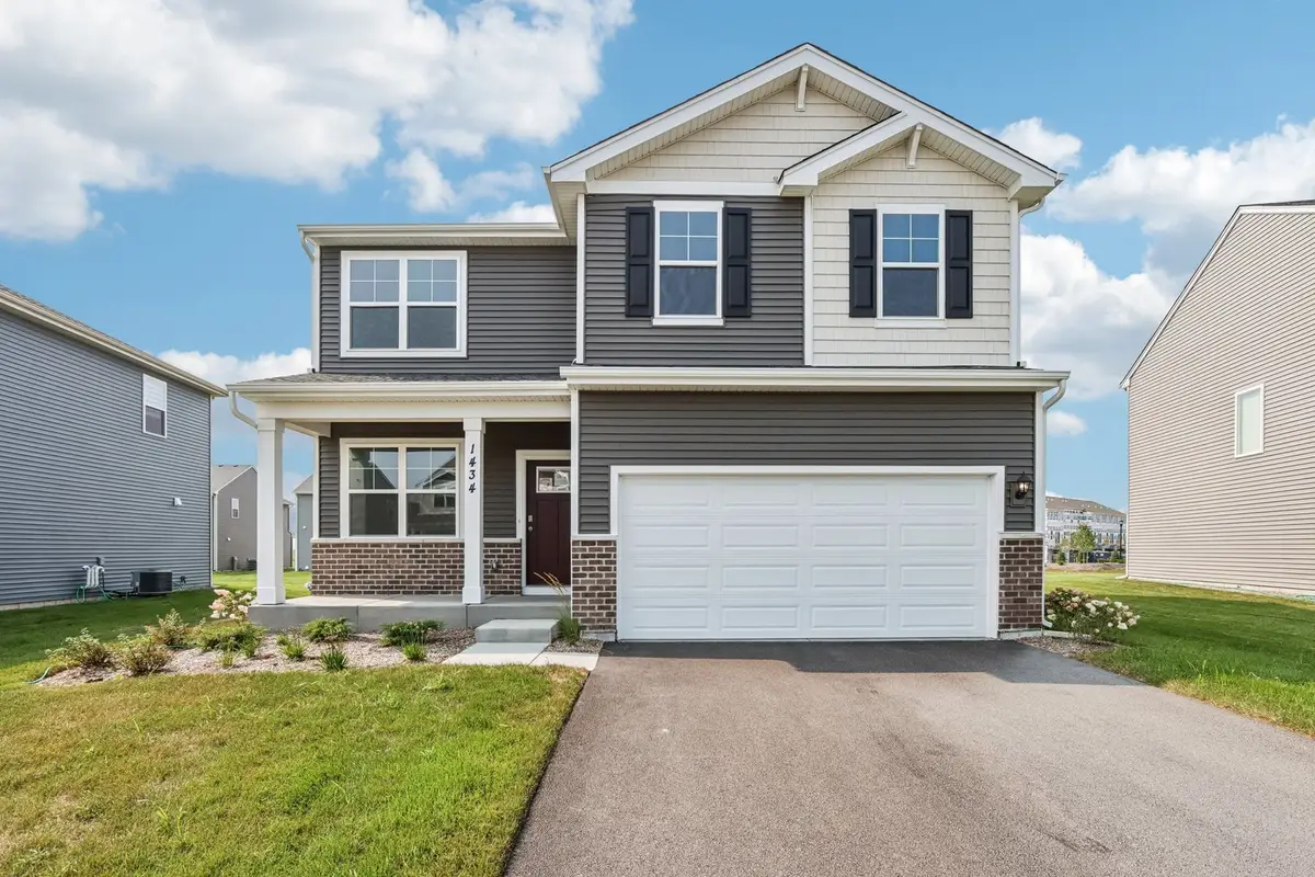2653 Camelback Drive, Pingree Grove, IL 60140 - #1