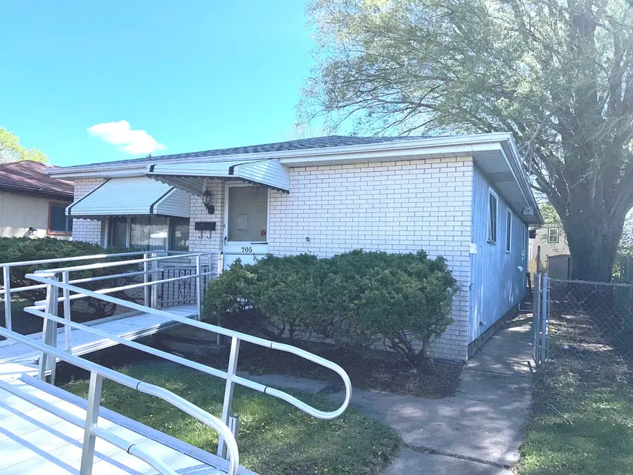 705 May Street, Calumet City, IL 60409 - #3