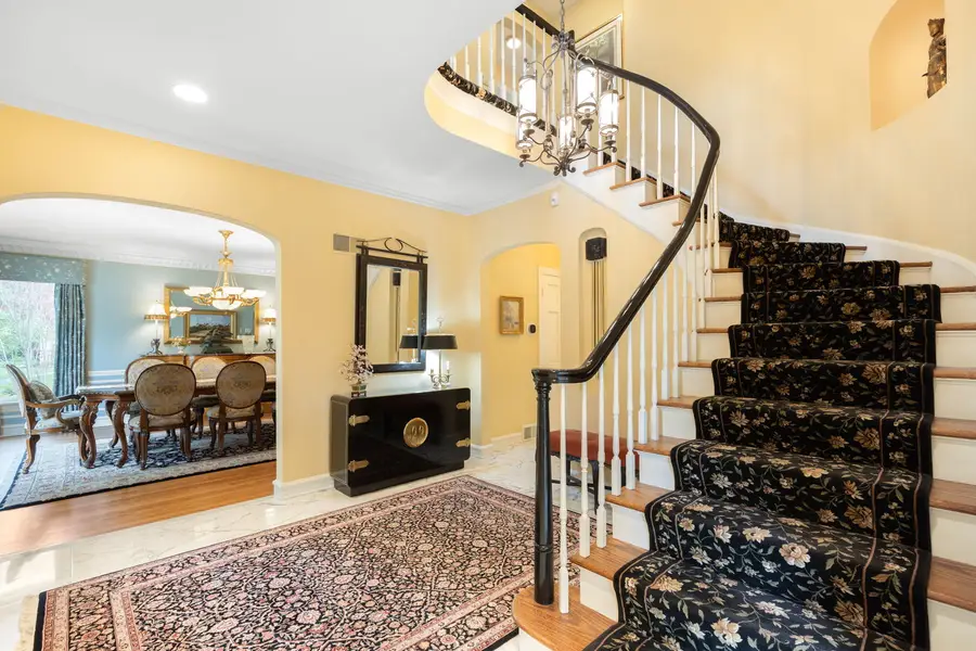 6657 N Le Mai Avenue, Lincolnwood, IL 60712 - #3