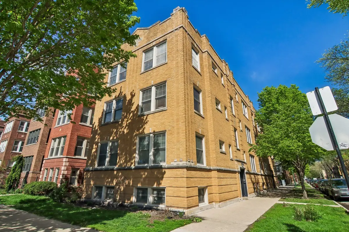 2656 W Gunnison Street #1, Chicago, IL 60625 - #1