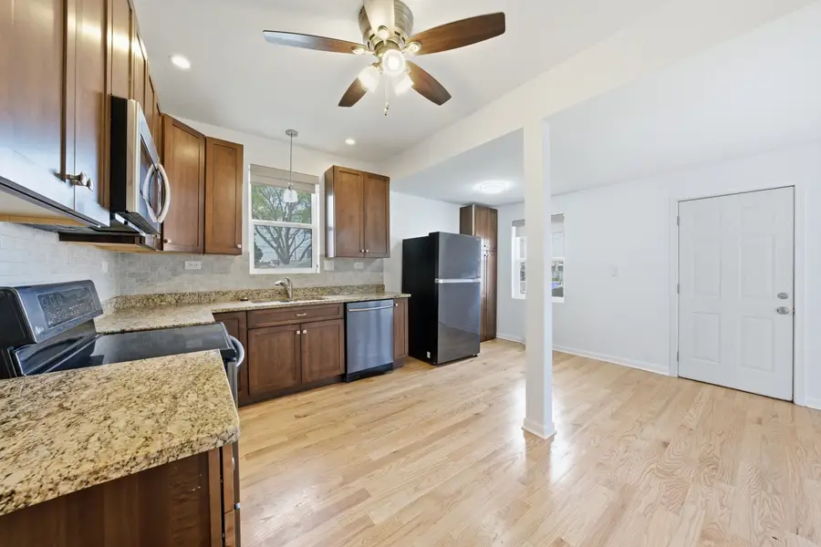 9526 S Claremont Avenue, Chicago, IL 60643 - #3