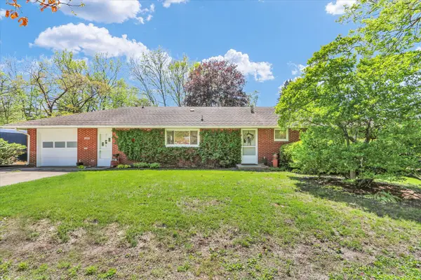 203 E Mumford Drive, Urbana, IL 61801